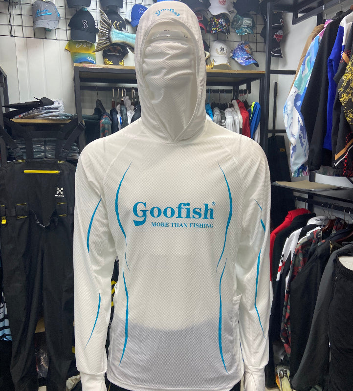 Long Sleeve Fishing Shirt With Neck Gaiter